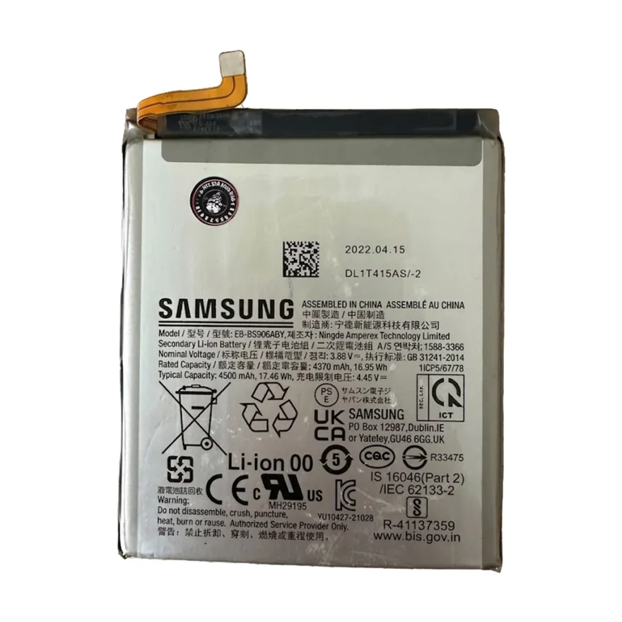Thay pin Samsung Galaxy S22 Plus